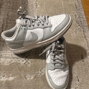 Nike Low Dunk white and gray women’s size 8 sneakers 👟